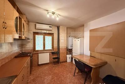 Apartament cu 4 camere decomandat, mobilat în Rovine - 10