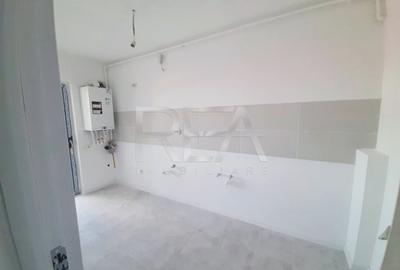 Apartament cu 4 camere in zona Trapezului - 2