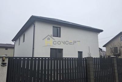 Duplex cu 4 camere cu Canalizare în Central - 2