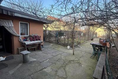 Casă cu 4 camere cu Teren 410 Mp în Central - 11