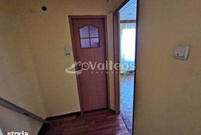Apartament cu 4 camere decomandat în Central - 4