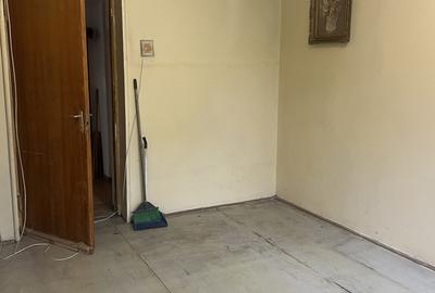 Apartament cu 3 camere decomandat în Giurgiului - 6