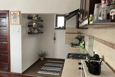 Vand sau schimb casa 4 camere cu 2600 mp teren, Central, Reghin, Mures - 6