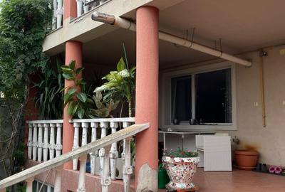 Casa deosebita P+E+M  Central-Biserica - 11