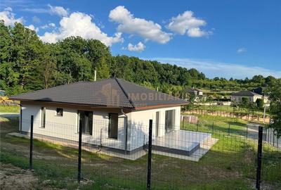 Casă cu 4 camere cu Teren 630 Mp în Tăuții-Măgherăuș