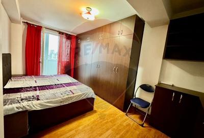 Apartament cu 3 camere de vânzare în zona Craiovita Noua - 4