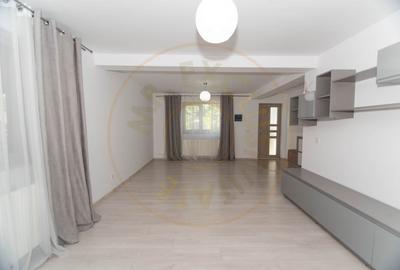 Duplex cu 4 camere cu Canalizare în Trivale - 2