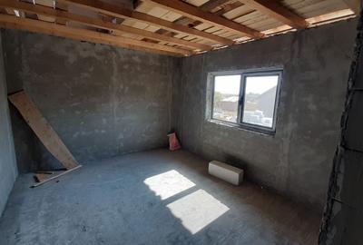 Casă cu 2 camere cu Teren 1000 Mp în Istria - 7