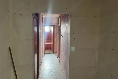 Apartament cu 3 camere decomandat în Complex Studențesc - 2