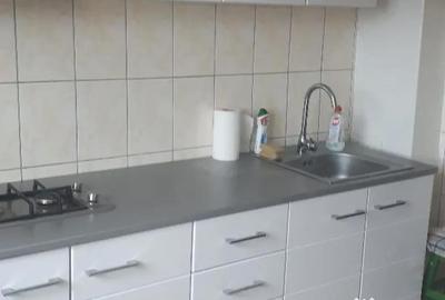 Apartament cu 2 camere semidecomandat în Păcii - 2