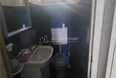 Casă cu 4 camere cu Teren 168 Mp în Calea București - 10