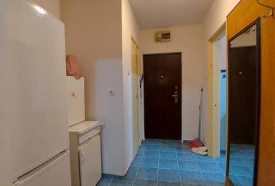 Apartament cu 3 camere decomandat în P-ța Muncii - 9