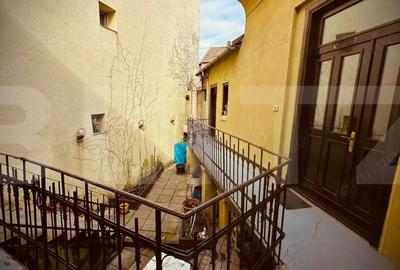 Casă cu 6 camere cu Teren 277 Mp în Central - 11