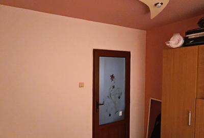 Apartament cu 3 camere decomandat în Casa de Cultură - 9