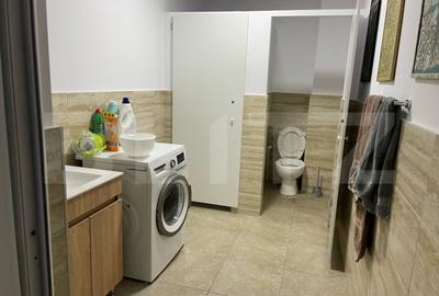 Spațiu comercial, de 660 mp, în Central - 8