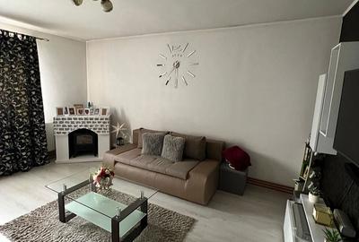 Apartament cu 3 camere decomandat în Călimănești - 5