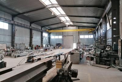 Spațiu industrial, 560 mp în Stupini