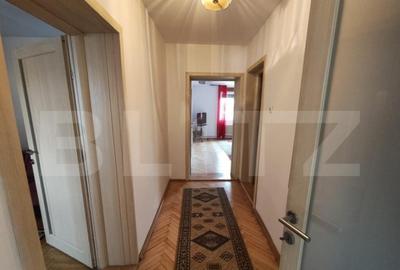 Doua case de vanzare, 263 mp, teren 800 mp, zona Iosia, in e - 12