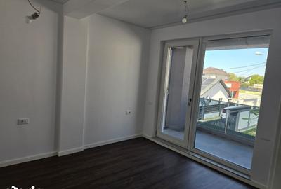 Casă cu 5 camere cu Canalizare în Palazu Mare - 15