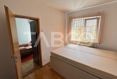 Apartament cu 2 camere semidecomandat, mobilat în Mihai Viteazul