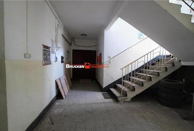 Spațiu comercial, de 1,500 mp, în Vașcău - 12