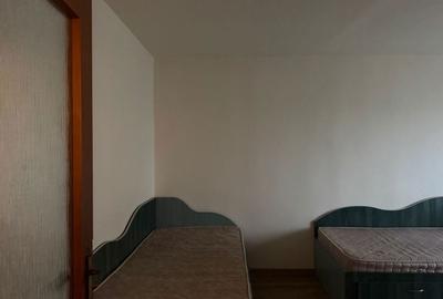 Apartament cu 3 camere decomandat în Micești - 4