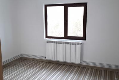 Apartament renovat, 2 camere decomandate – Siderurgiștilor Vest, etaj 3/4 - 5