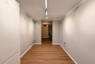 Apartament cu 4 camere semidecomandat în Central