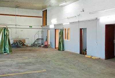 Inchiriez SERVICE AUTO  UTILAT ALEEA FIZICIENILOR CEL MAI BUN PRET - 2