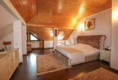 Pensiune de vanzare in Sinaia, cu finisaje si compartimentare de exceptie ! - 3