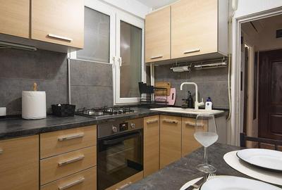 Garsonieră decomandată în Eroii Revoluției - 9