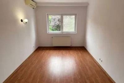 Casă cu 3 camere cu Teren 236 Mp în Central - 2