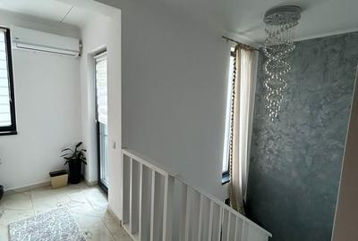 Casă cu 4 camere cu Teren 325 Mp în Podu Roș - 15