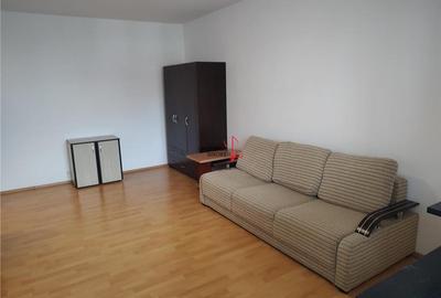 Garsonieră decomandată, mobilată în Dristor - 9