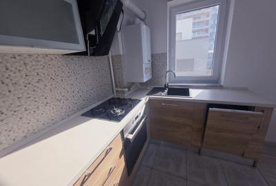 Apartament cu 2 camere decomandat în Tractorul - 5