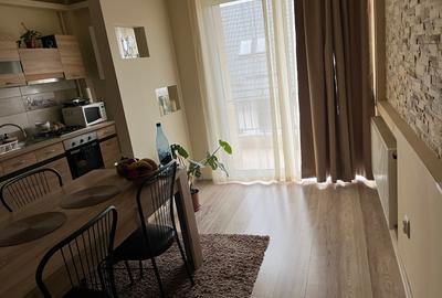 Apartament cu 3 camere decomandat în Florești - 2