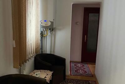 Apartament cu 3 camere decomandat în Central - 3
