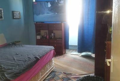 Apartament cu 4 camere decomandat în Casa de Cultură - 3