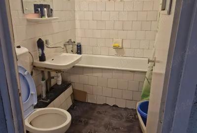 Vand apartament cu 4 camere in centru Turzii - 4