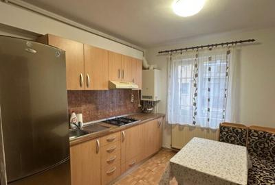 Inchiriez garsoniera - 2