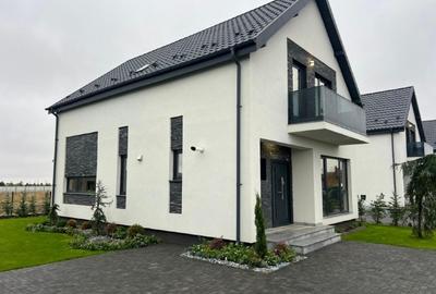 Casă individuală cu 4 camere cu Teren 350 Mp în 8 Martie - 1