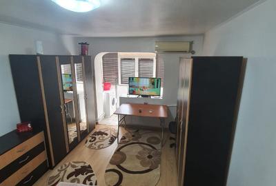 Garsonieră decomandată în 1 Decembrie 1918 - 1