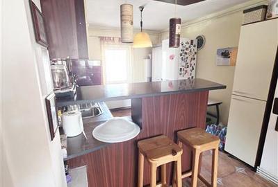 Apartament cu 4 camere decomandat, mobilat în Răcădău - 9