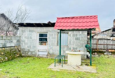Casă cu 3 camere cu Teren 1900 Mp în Central - 2