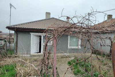 Casă individuală cu 3 camere în Valu lui Traian
