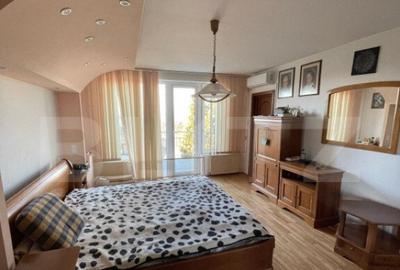 Casă cu 7 camere cu Teren 1217 Mp în Platou - 11