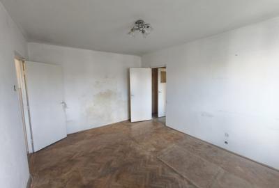 Apartament cu 2 camere semidecomandat în Florilor - 2