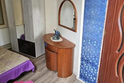 Inchiriez garsoniera - 2