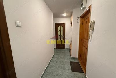 Vanzare apartament 3 camere decomandat, Zona Curcubeului - 6
