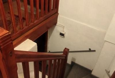 Garsonieră decomandată în Central - 4